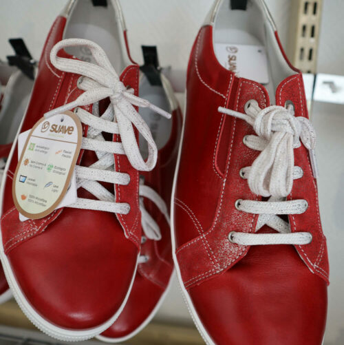 Pielis Kenkä punaiset kengät
